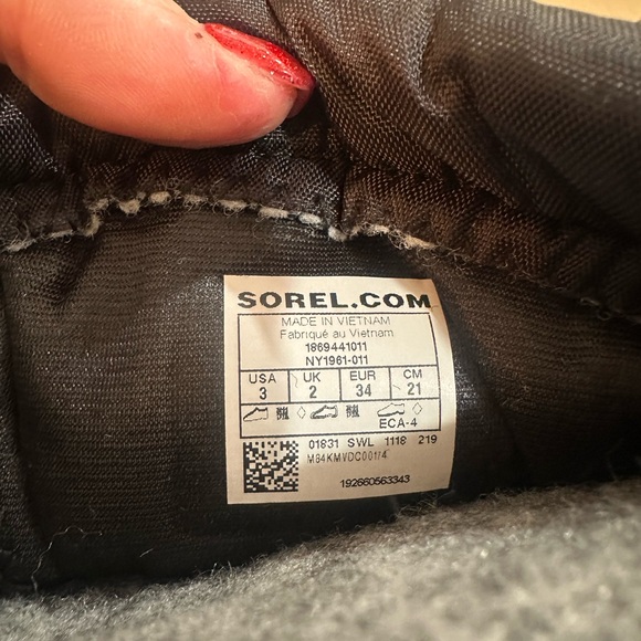 Sorel Kids Black Winter Boots - Picture 3 of 4